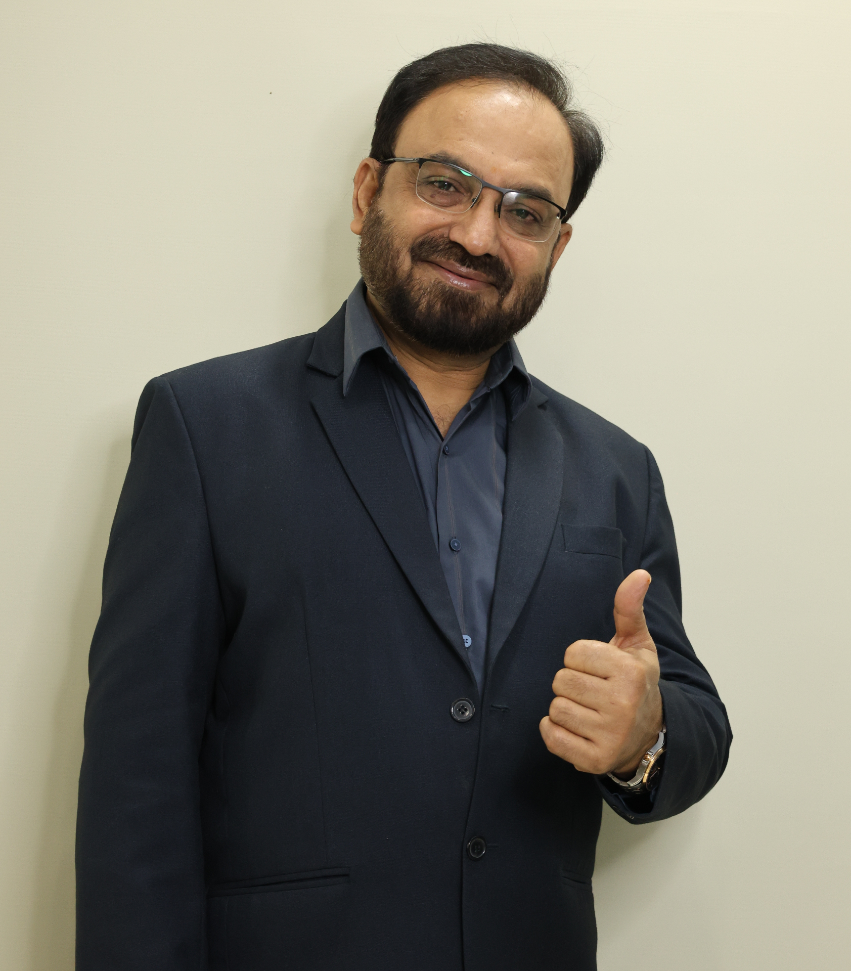 Dr Purushottam Selukar — MD Alternative Medicine, Reflexologist